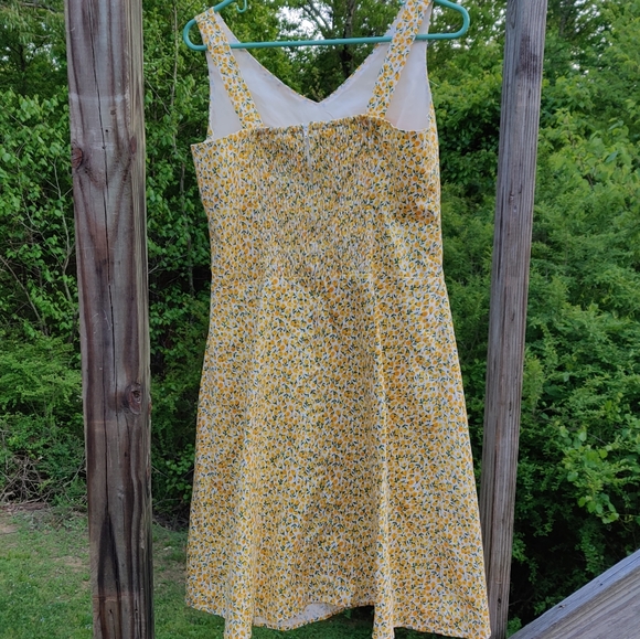 R&K Yellow Flower Summer Dress - Picture 4 of 7